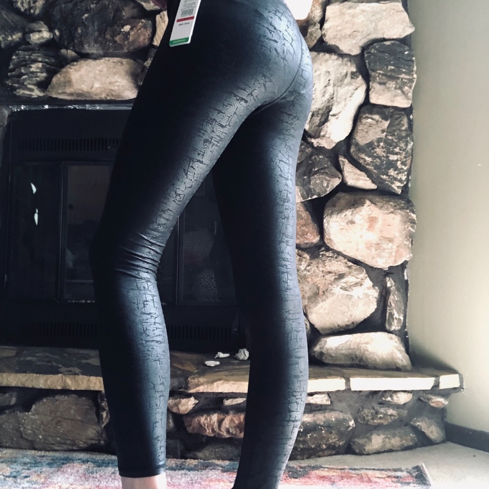 Gaiam black leggings